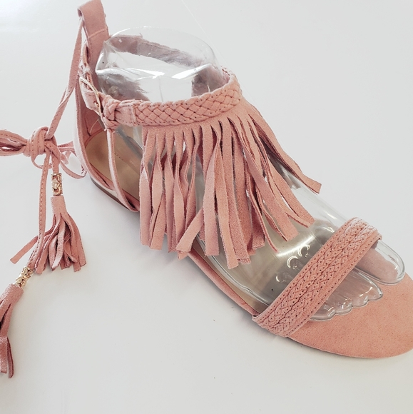 NEW! F21 Fringed Sandal - Picture 3 of 6